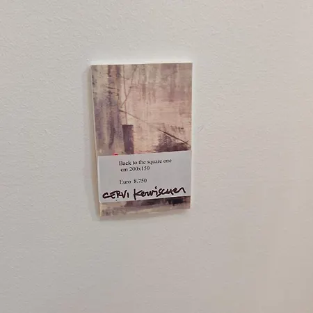 Jonathan Luxury Station