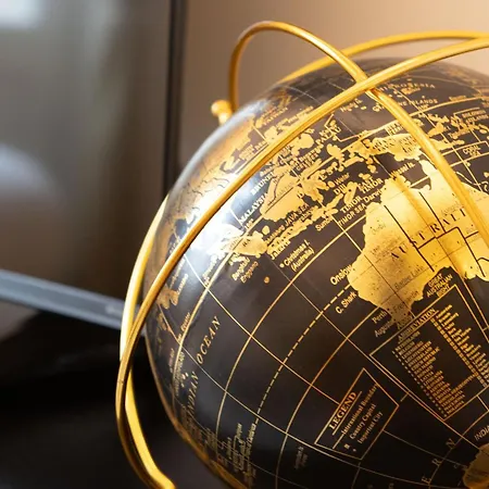 Jonathan Luxury Station *