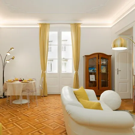 Jonathan Luxury Station * Трієст