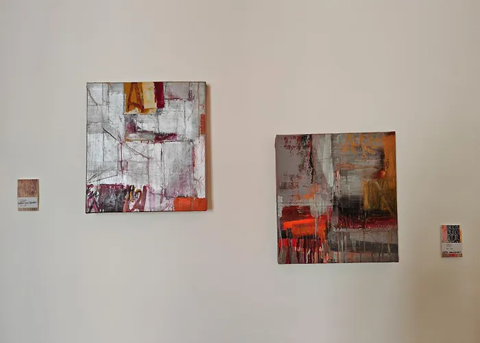 Jonathan Luxury Station * Τεργέστη