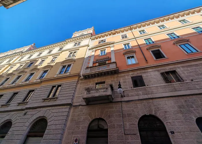 Jonathan Luxury Station * Trieste